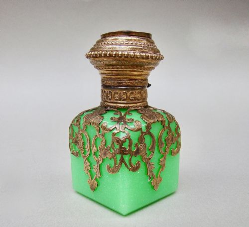 fig 1. UNUSUAL 19TH C. FRENCH PALAIS ROYAL URANIUM GLASS SCENT BOTTLE, CIRCA 1880