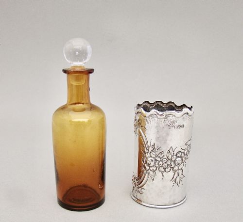 fig 2. EDWARDIAN SILVER & AMBER GLASS SCENT BOTTLE BY ROBERT PRINGLE & SONS, CHESTER 1909