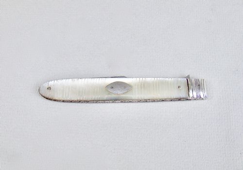 fig 2. GEORGIAN SILVER AND MOTHER OF PEARL FRUIT FORK, CIRCA 1795