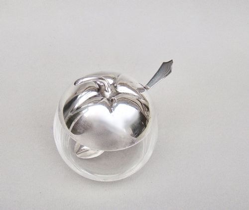 fig 1. ART DECO SILVER PLATED APPLE-SHAPED PRESERVE JAR WITH SILVER PRESERVE SPOON, SHEFFIELD 1922