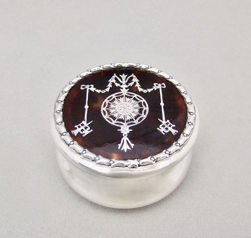 Exquisite Silver Pique Tortoiseshell Jewellery Box or Trinket Box by William Comyns, London 1910