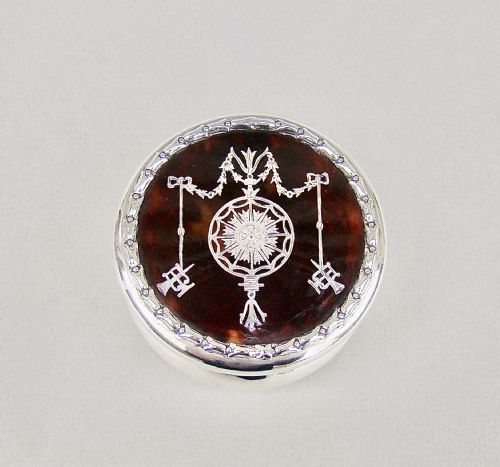 fig 1. EXQUISITE SILVER PIQUE TORTOISESHELL JEWELLERY BOX OR TRINKET BOX BY WILLIAM COMYNS, LONDON 1910