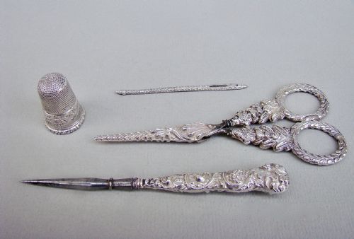 fig 1. RARE AND EXQUISITE EARLY VICTORIAN CASED SEWING SET, CIRCA 1840