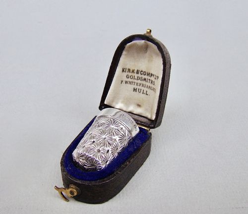 Cased Edwardian Silver Thimble by Henry Fowler, Birmingham 1905