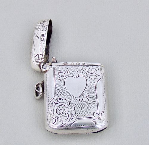 fig 1. DELIGHTFUL EDWARDIAN SILVER VESTA CASE BY THOMAS HAYES, BIRMINGHAM 1906