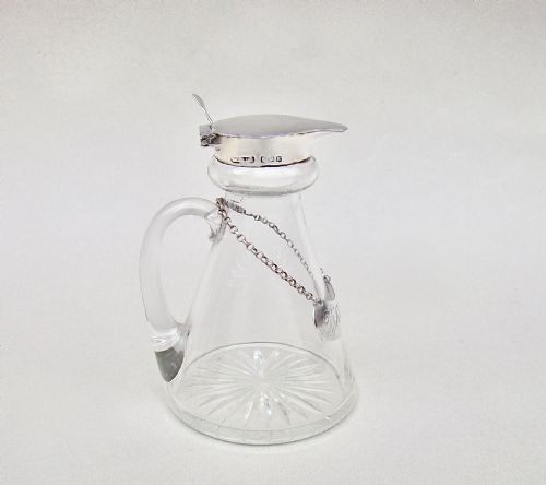 fig 2. ART DECO SILVER WHISKY NOGGIN BY S BLANCKENSEE & SON, BIRMINGHAM 1934