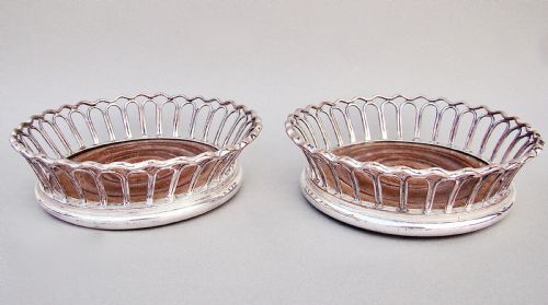 fig 2. PAIR OF GEORGIAN OLD SHEFFIELD PLATE WIREWORK WINE COASTERS, CIRCA 1800