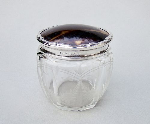 fig 1. GEORGE V SILVER & TORTOISESHELL ETCHED GLASS VANITY JAR BY E. S. BARNSLEY, BIRMINGHAM 1915