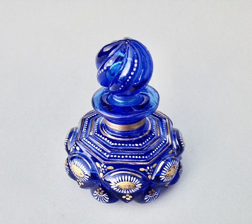 fig 1. VICTORIAN ENAMELLED BRISTOL BLUE PRESSED GLASS SCENT BOTTLE, CIRCA 1880