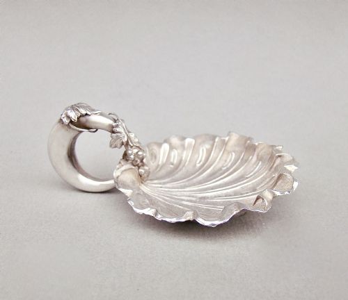 fig 1. RARE AND EXQUISITE VICTORIAN SILVER WINE TASTER BY GEORGE UNITE, BIRMINGHAM 1862