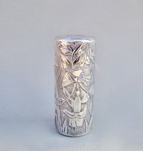 fig 3. RARE VICTORIAN SILVER AESTHETIC MOVEMENT SCENT BOTTLE BY HORTON & ALLDAYS, CHESTER 1884