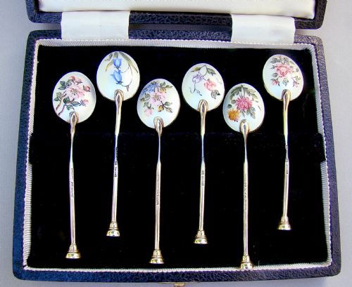 fig 1. CASED SET OF SIX