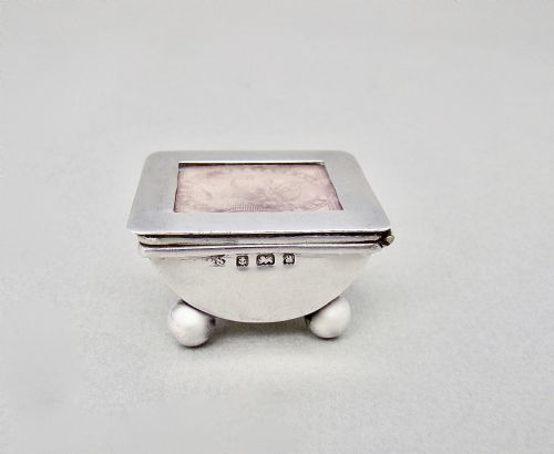 fig 2. VICTORIAN SILVER SINGLE STAMP BOX BY LEVI & SALAMAN, BIRMINGHAM 1900
