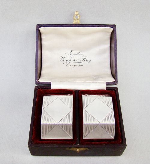Superb Cased Pair of Art Deco Solid Silver Napkin Rings by Selfridge & Co, Birmingham 1938
