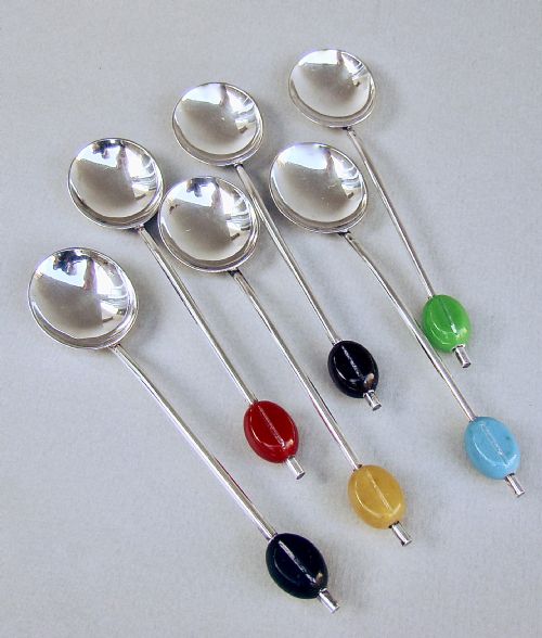 Unusual Cased Set of Art Deco Silver Harlequin Bean Knop Coffee Spoons by Arthur Price & Co, Birmingham 1933