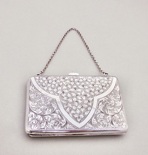 fig 3. EXQUISITE EDWARDIAN SILVER SILVER CARD CASE & AIDE MEMOIRE BY WILLIAM HAYES , BIRMINGHAM 1909