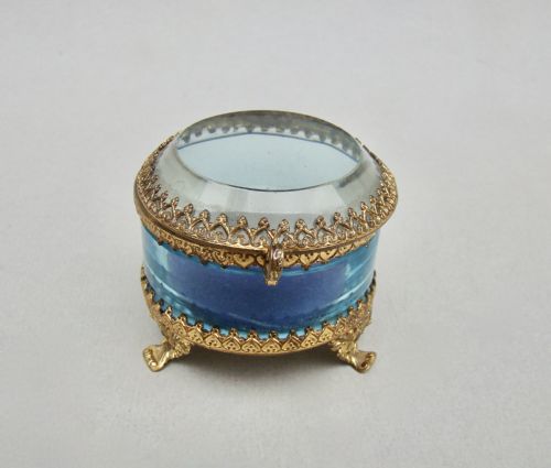 fig 1. SMALL 19TH C. FRENCH ORMULU & PALE TURQUOISE GLASS TRINKET BOX, CIRCA 1890