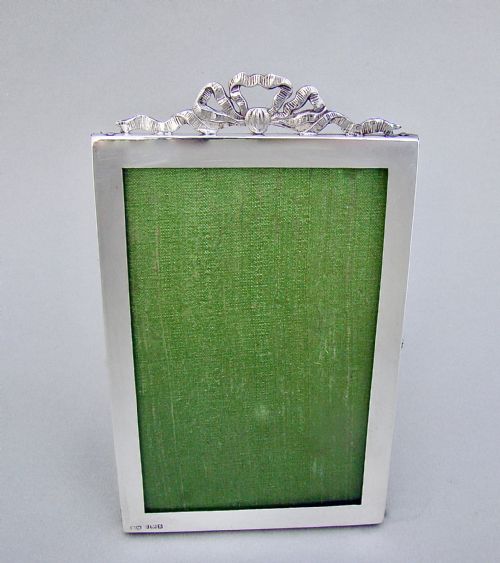 Delightful George V Silver Ribbon Photo Frame by Henry Matthews, Birmingham 1917