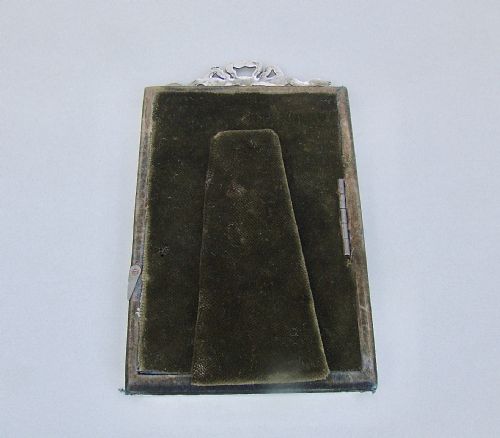 fig 3. DELIGHTFUL GEORGE V SILVER RIBBON PHOTO FRAME BY HENRY MATTHEWS, BIRMINGHAM 1917