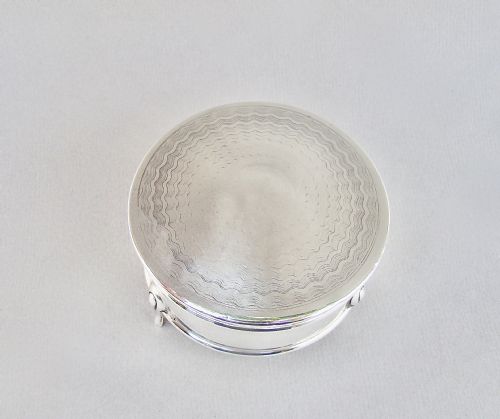 fig 2. GEORGE V SILVER JEWELLERY BOX BY SHEPHEARD & CO, BIRMINGHAM 1911