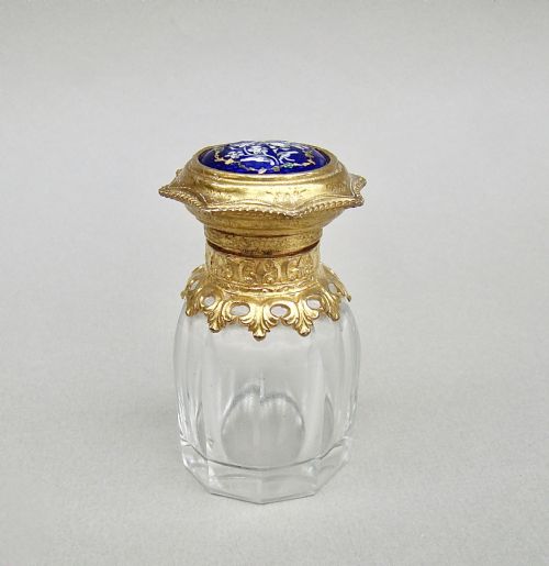 fig 1. DELIGHTFUL 19TH CENTURY FRENCH PALAIS ROYAL ENAMEL & ORMULU GLASS SCENT BOTTLE, CIRCA 1880
