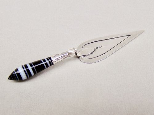 Unusual Victorian Silver and Banded Agate Trowel Bookmark by Crisford & Norris, Birmingham 1899