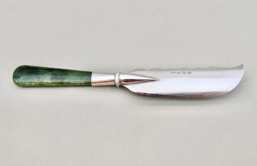 fig 1. RARE GEORGE V SILVER & JADE BUTTER KNIFE BY ADIE & LOVEKIN, BIRMINGHAM 1920