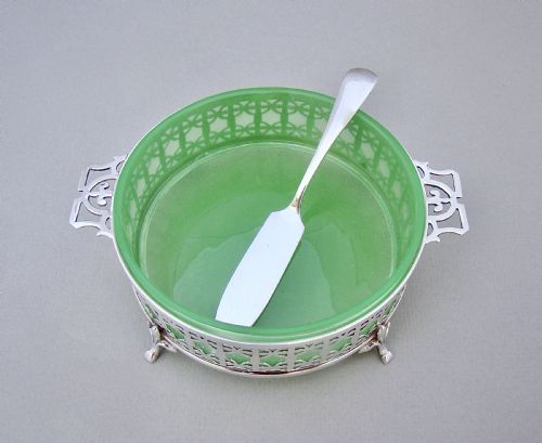 fig 3. RARE ART DECO SILVER & VASELINE GLASS BUTTER DISH BY MAPPIN & WEBB, BIRMINGHAM 1933