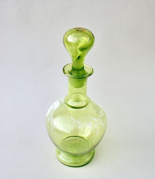 fig 2. DELIGHTFUL VICTORIAN ENAMELLED GLASS SMALL LIQUEUR DECANTER, CIRCA 1890