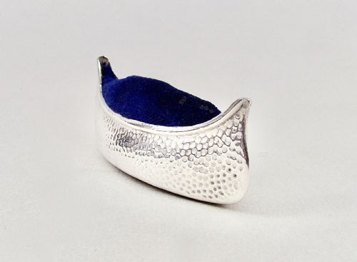 fig 1. EDWARDIAN SPOT HAMMERED SILVER