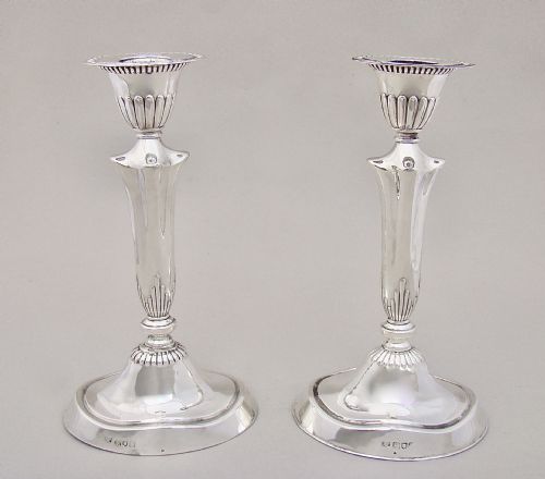 Pair of Edwardian Sterling Silver Candlesticks by Robert Pringle & Sons, London 1903