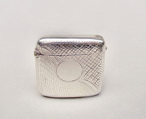 Edwardian "Bark Effect" Silver Vesta Case by Stokes & Ireland, Birmingham 1902