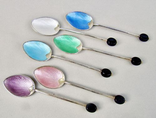 fig 2. CASED SET OF 6 SILVER & GUILLOCHE ENAMEL BEAN KNOP COFFEE SPOONS BY TURNER & SIMPSON, BIRMINGHAM 1957
