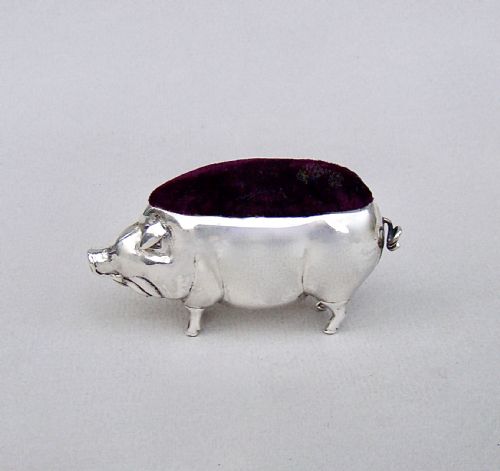 fig 2. GOOD EDWARDIAN SILVER “ PIG” PIN CUSHION BY A. VALE & SON, BIRMINGHAM 1906