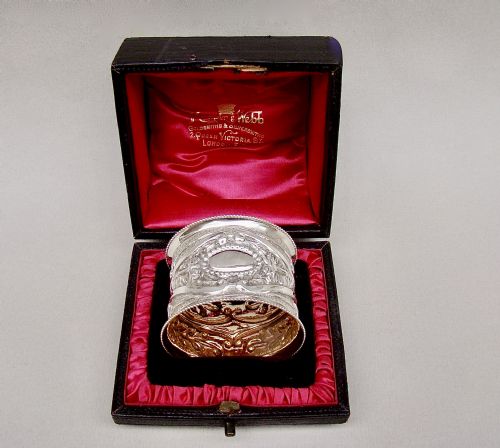Stunning Cased Victorian Silver Napkin Ring by Mappin & Webb, London 1898
