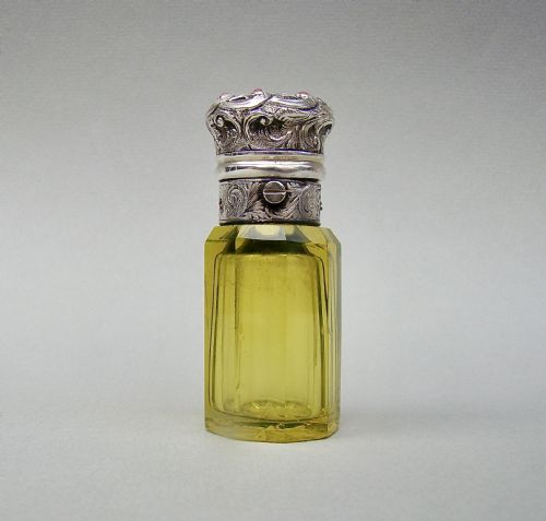 fig 3. RARE VICTORIAN CORAL & SILVER MOUNTED CITRINE GLASS SCENT BOTTLE, CIRCA 1870