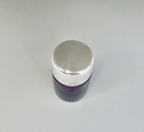 fig 3. ELEGANT EDWARDIAN SILVER AND AMETHYST GLASS SCENT BOTTLE BY WILLIAM HUTTON & SONS, BIRMINGHAM 1905