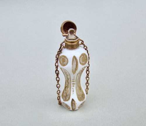 fig 2. RARE MINIATURE 19TH C. FRENCH OVERLAY GLASS CHATELAINE SCENT BOTTLE, CIRCA 1870