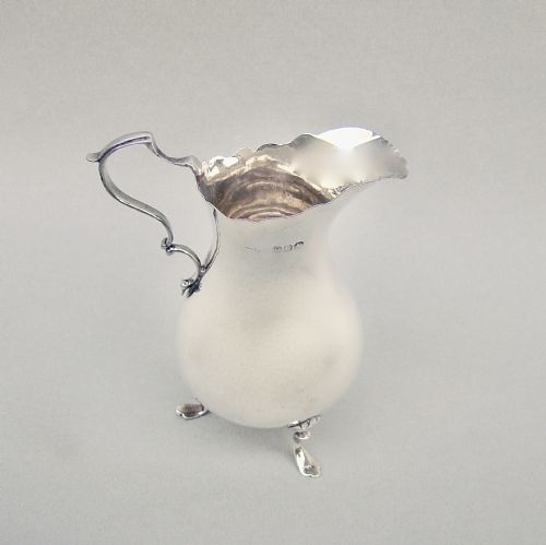 fig 1. VICTORIAN SILVER GEORGIAN STYLE CREAM JUG, BIRMINGHAM 1894