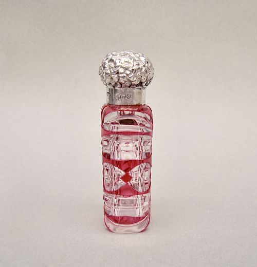 fig 1. DELIGHTFUL VICTORIAN BOHEMIAN OVERLAY CRANBERRY GLASS SCENT BOTTLE BY GEORGE BRACE, LONDON 1891