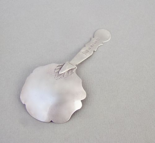 fig 2. UNUSUAL VICTORIAN SILVER CADDY SPOON BY ALFRED TAYLOR, BIRMINGHAM, 1862