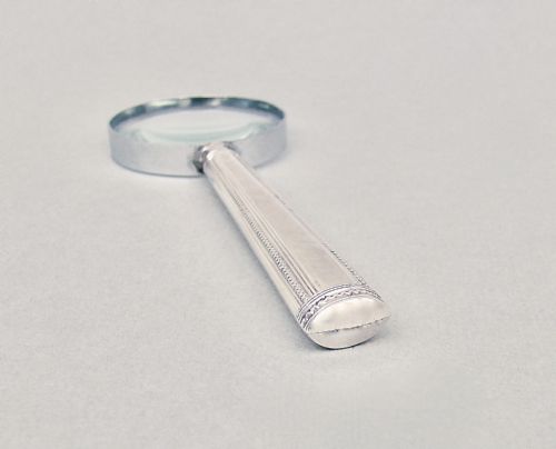 fig 2. SMALL GEORGE V SILVER MAGNIFYING GLASS BY JOHN BIGGIN, SHEFFIELD 1921