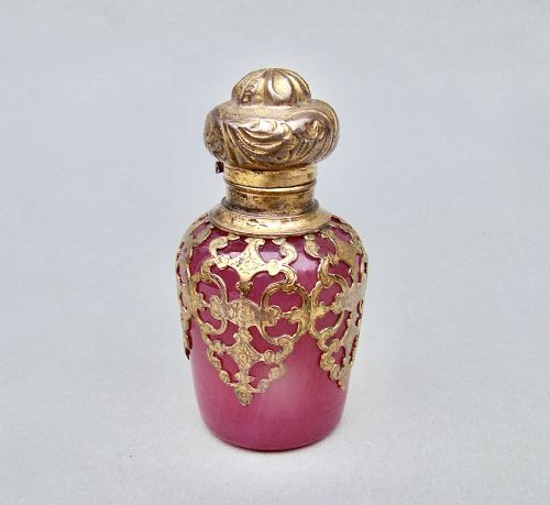 fig 1. RARE 19TH C. FRENCH PALAIS ROYAL ORMULU & PINK OPALINE GLASS SCENT BOTTLE, CIRCA 1880