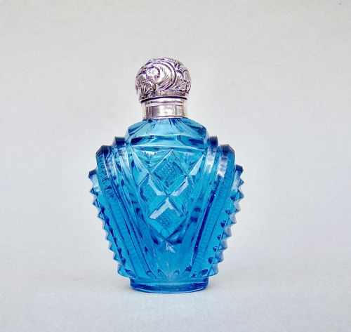 Unusual Victorian Silver & Sliced-cut Turquoise Glass Scent Bottle, Circa 1880
