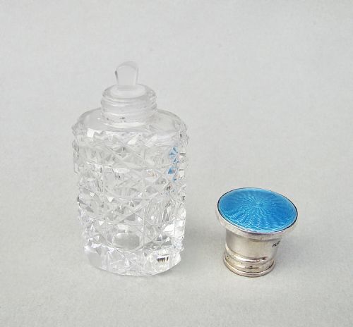 fig 3. ART DECO SILVER & GUILLOCHE ENAMEL SCENT BOTTLE BY HENRY CLIFFORD DAVIS, BIRMINGHAM 1924