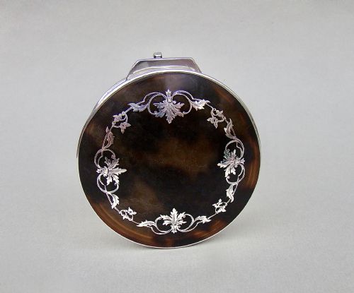 fig 1. DELIGHTFUL SILVER & TORTOISESHELL TRINKET BOX BY EDWARD SOUTER BARNSLEY, BIRMINGHAM 1921
