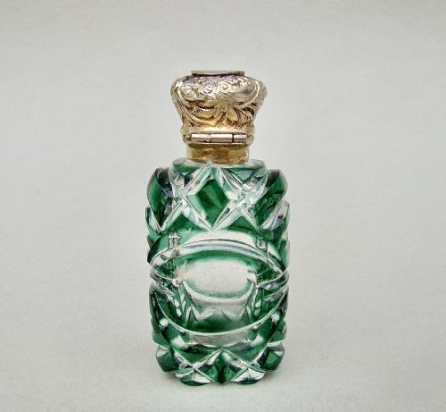 fig 2. VICTORIAN SILVER GILT AND BRISTOL GREEN OVERLAY BOHEMIAN GLASS SCENT BOTTLE, CIRCA 1890