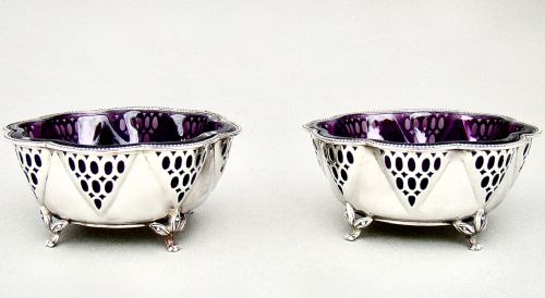 fig 1. EXQUISITE PAIR OF GEORGE V SILVER & AMETHYST GLASS BONBON DISHES BY MAPPIN & WEBB, BIRMINGHAM 1913
