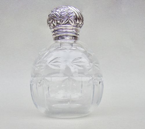 Large Victorian Silver and Cut Glass Scent Bottle by L. Spier, Birmingham 1892