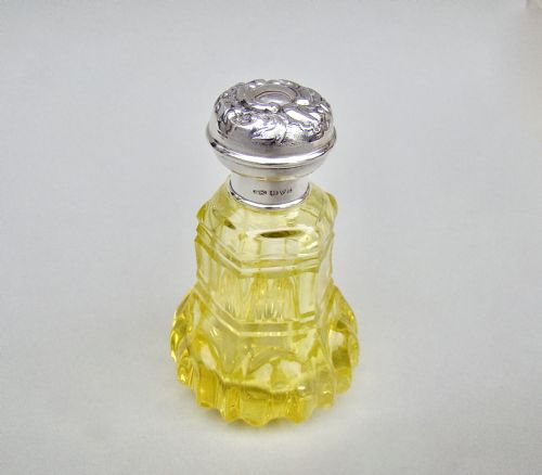 fig 1. UNUSUAL EDWARDIAN SILVER AND CITRINE GLASS SCENT BOTTLE BY J & R GRIFFIN, CHESTER 1906
